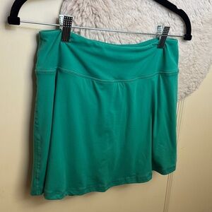 Women’s Shop Talulah Buttersoft Sz M Green Women's Tennis Skirt